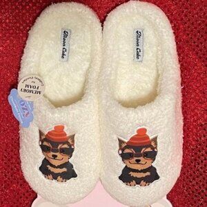 NWT & GREAT GIFT YORKIE / YORKSHIRE TERRIER SLIPPERS SIZE L 9/10 LARGE MOON CAKE